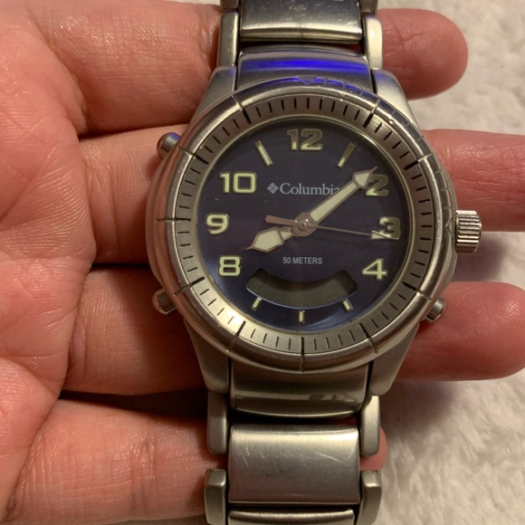 Stainless Steel Columbia Watch - Picture 2 of 8